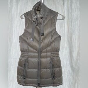 Athleta Charcoal Puffer Vest
